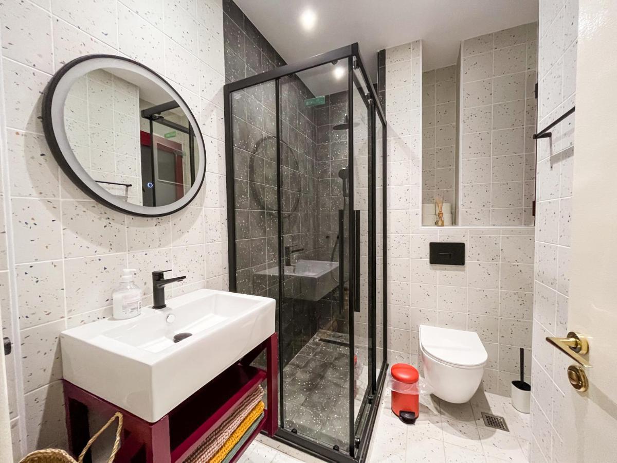 אתונה Peaceful And Central Room With Balcony Next To Hilton מראה חיצוני תמונה